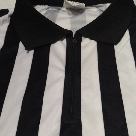 Referee Shirt and whistle - Picture 6 of 10